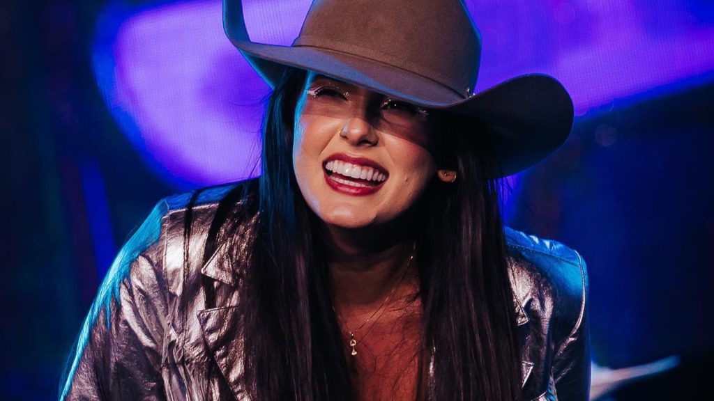 Navegando pelas águas turbulentas da fama e do amor