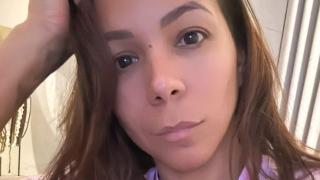 Belle Silva confronta atitude da professora do filho: ‘Incompetência em pessoa’