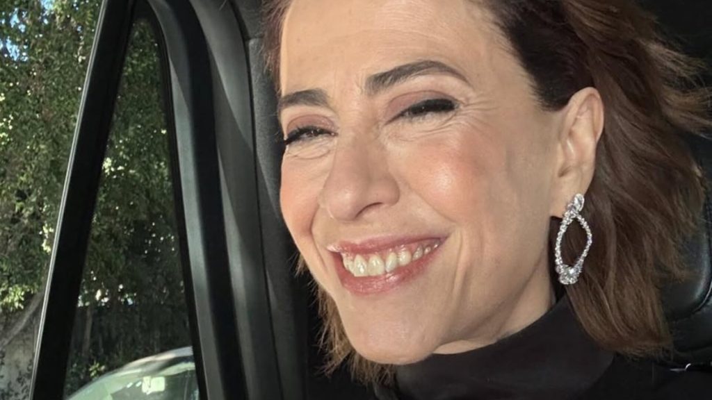 Polêmica no tapete vermelho: Famoso critica visual de Fernanda Torres no Oscar