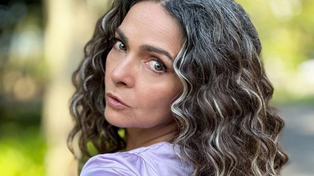 Claudia Ohana fala sobre incêndio na Globo