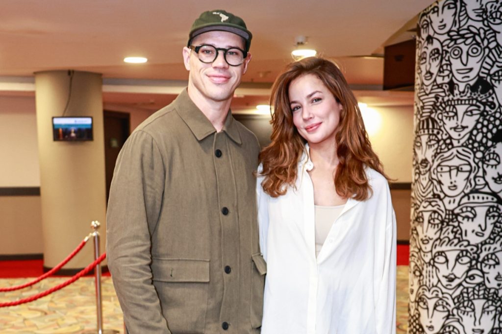 José Loreto e Fernanda Marques no teatro