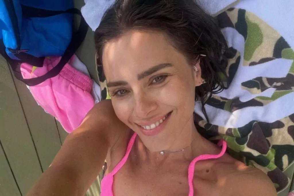 Carolina Dieckmann esbanja beleza em fotos de bqiuíni: ‘Sextou’ – OFuxico