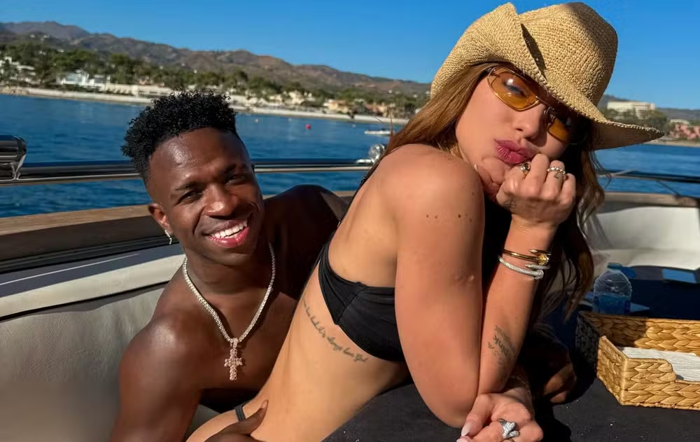 Virginia Fonseca mantém romance com Vini Jr. à distância e concilia amor, carreira e Carnaval