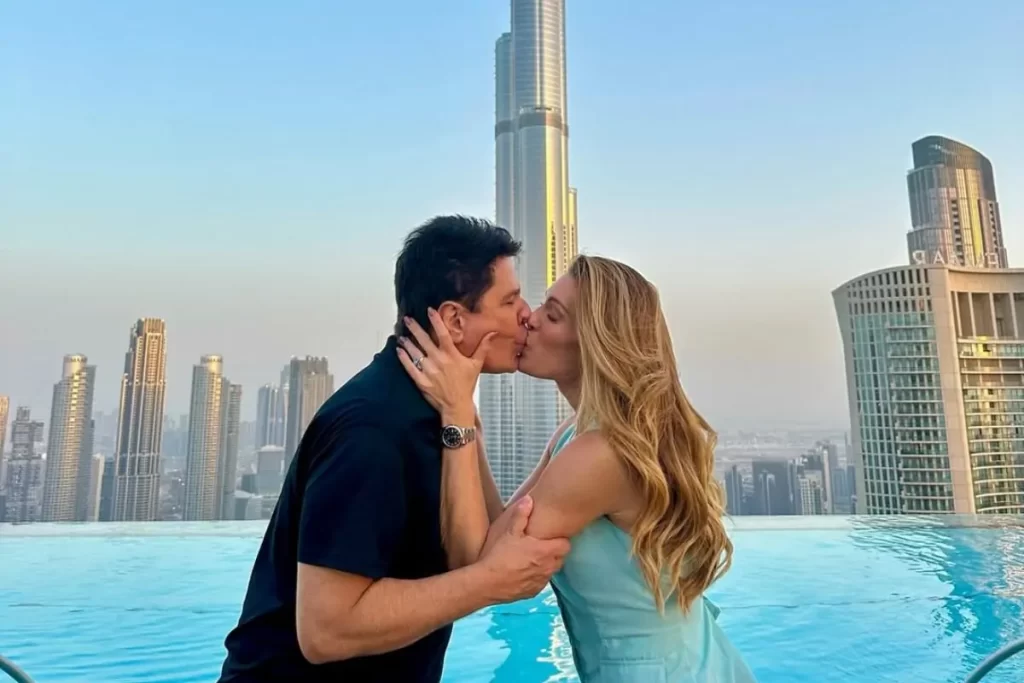 Cesar Filho e Elaine Mickely trocam declarações para celebrar 27 anos de casamento – OFuxico