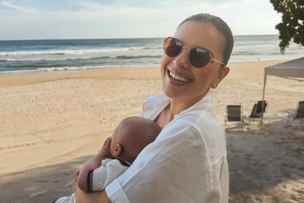 Mariana Rios apresenta o mar ao filho e faz reflexão sobre maternidade – OFuxico