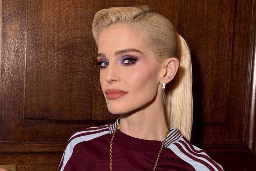 Kelly Osbourne rebate críticas sobre aparência: ‘Momento difícil’ – OFuxico